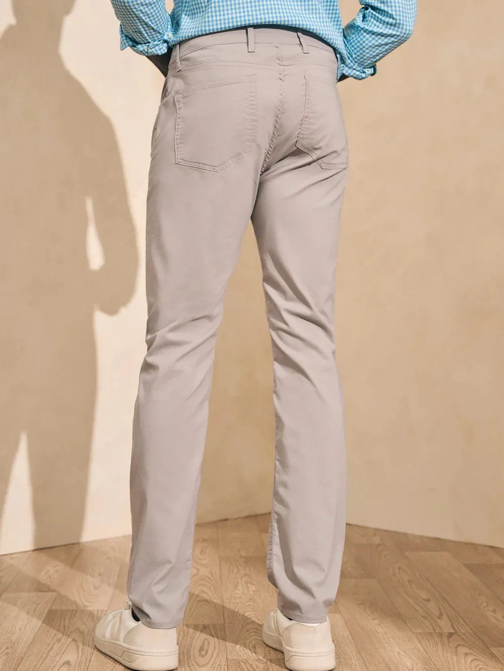 32" Movement 5 Pocket Pant - Fossil