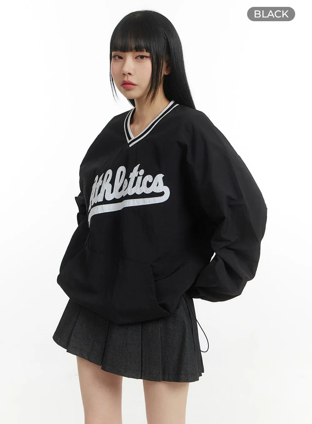 Athletics V-Neck Oversized Sweatshirt IM406