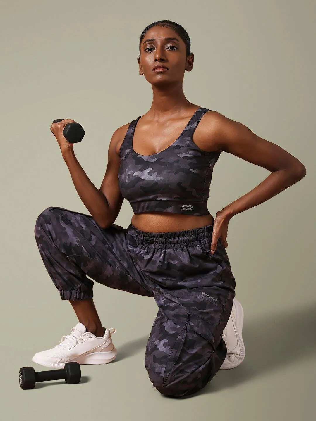 Aura Round Neck Sports Bra Dark Camo