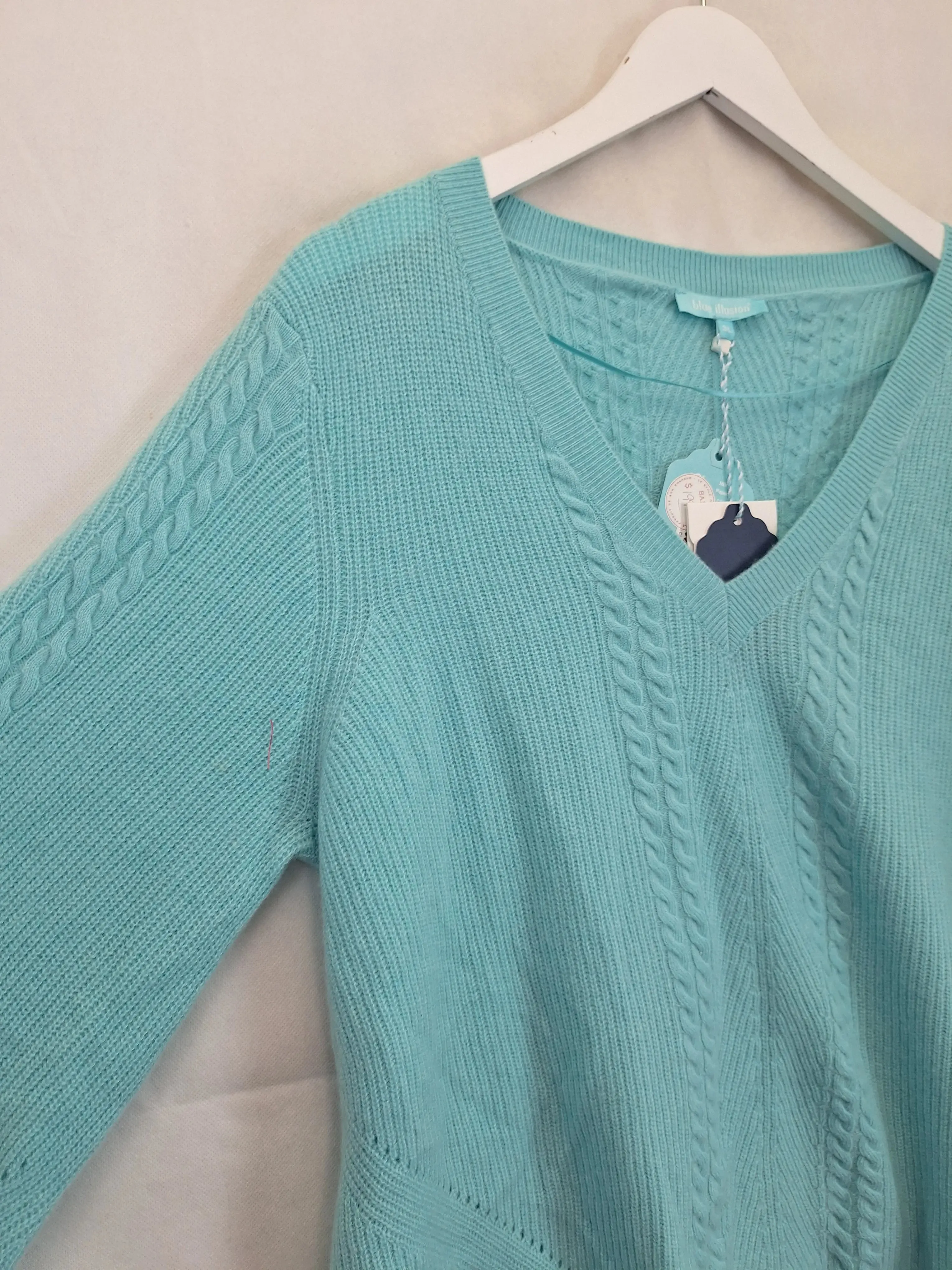 Blue Illusion Soft Cashmere Cable Jumper Size 20