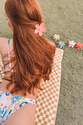 Dreamin' of Daisies Hair Clip