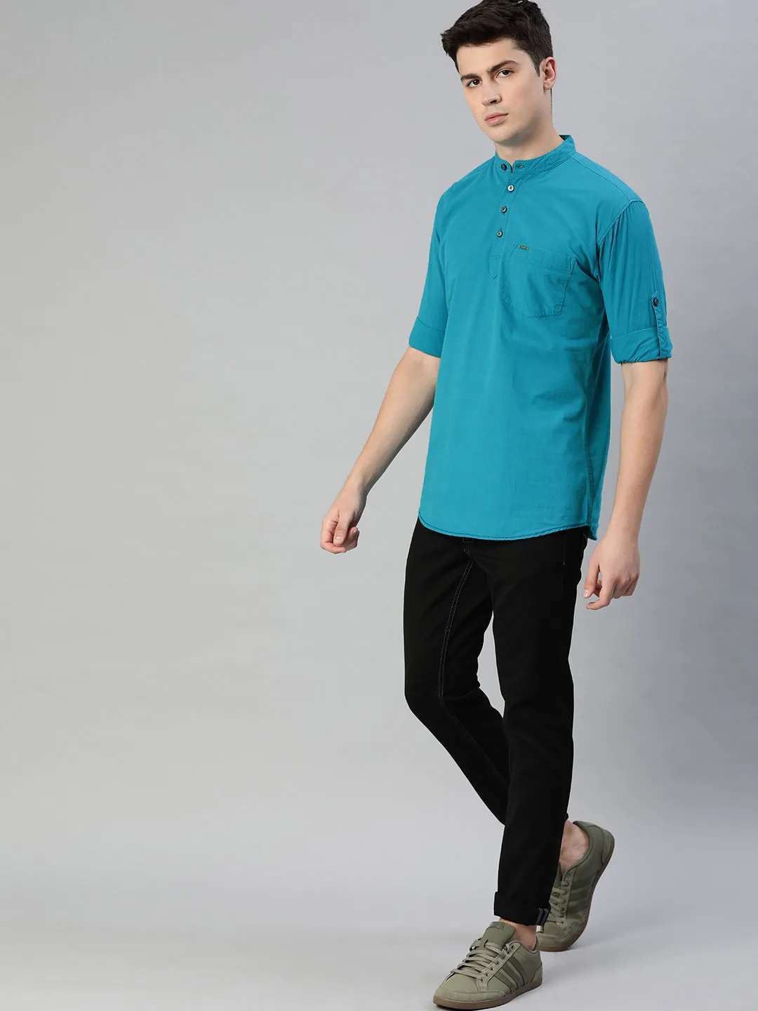 Men Teal Blue Slim Fit Solid Casual Shirt