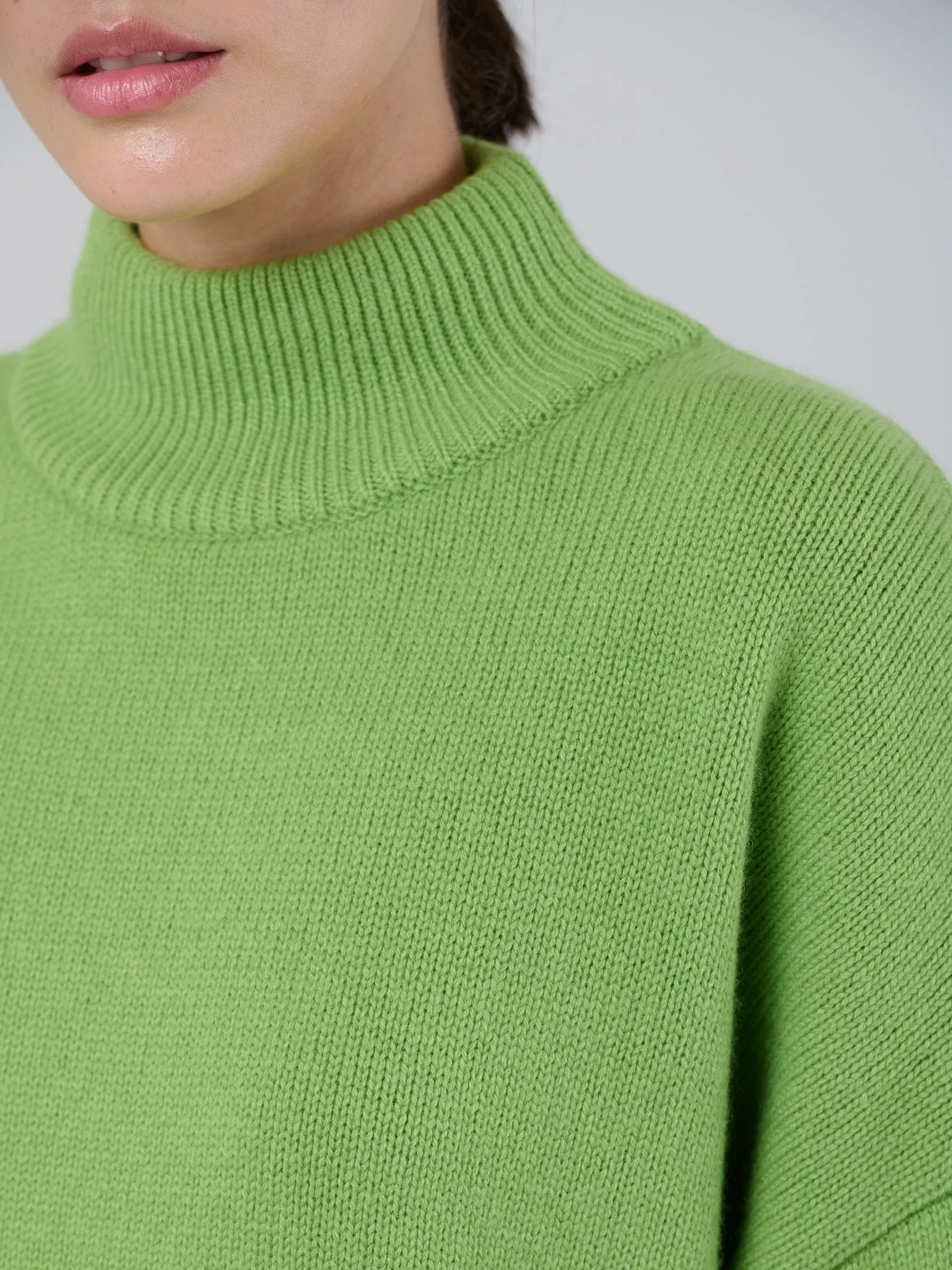 Merino Wool Bamboo Blend Chunky Mock Neck Sweater