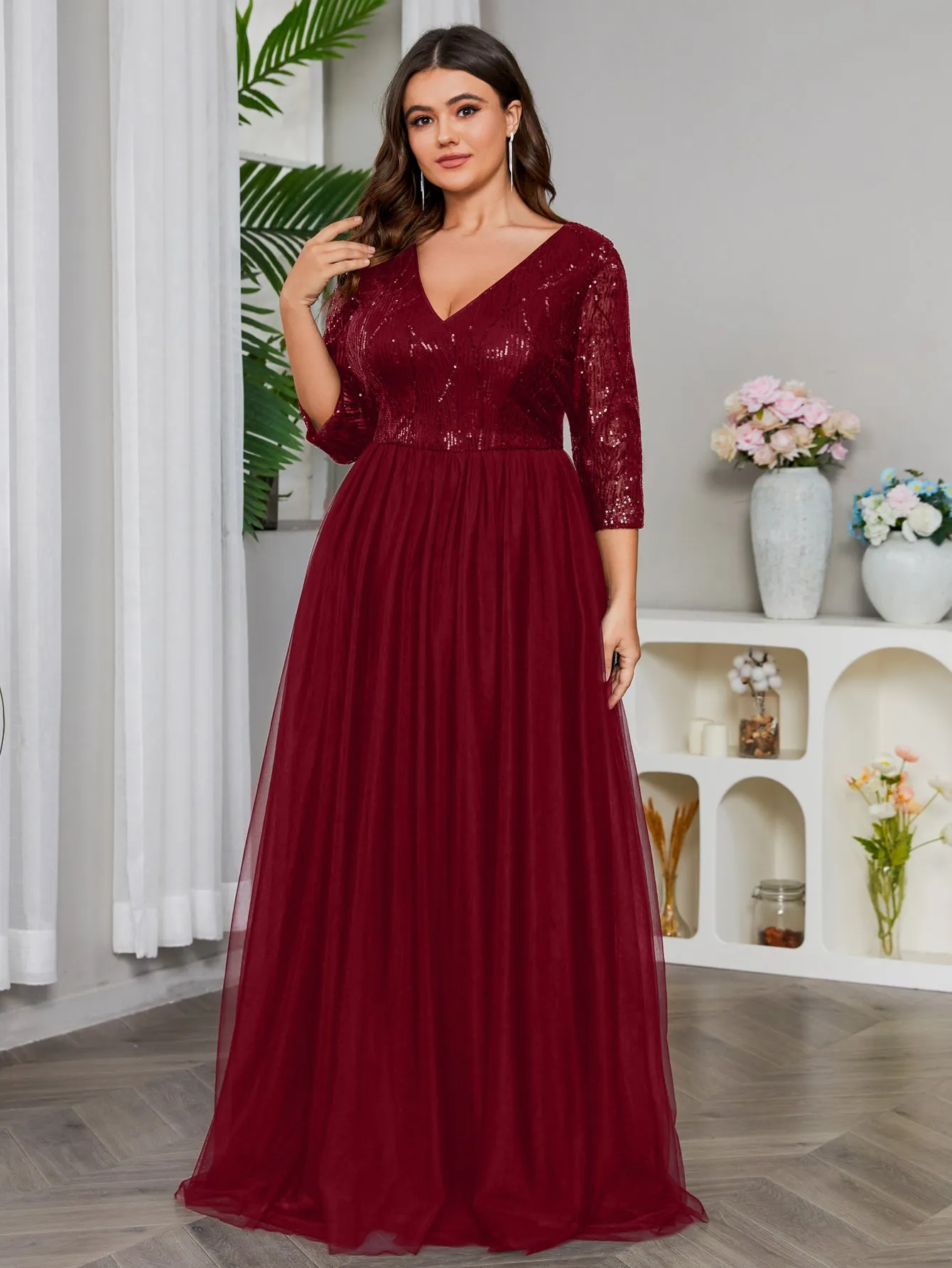 Women Plus Size V-neck Long Sleeve Sequins & Mesh Evening Dresses