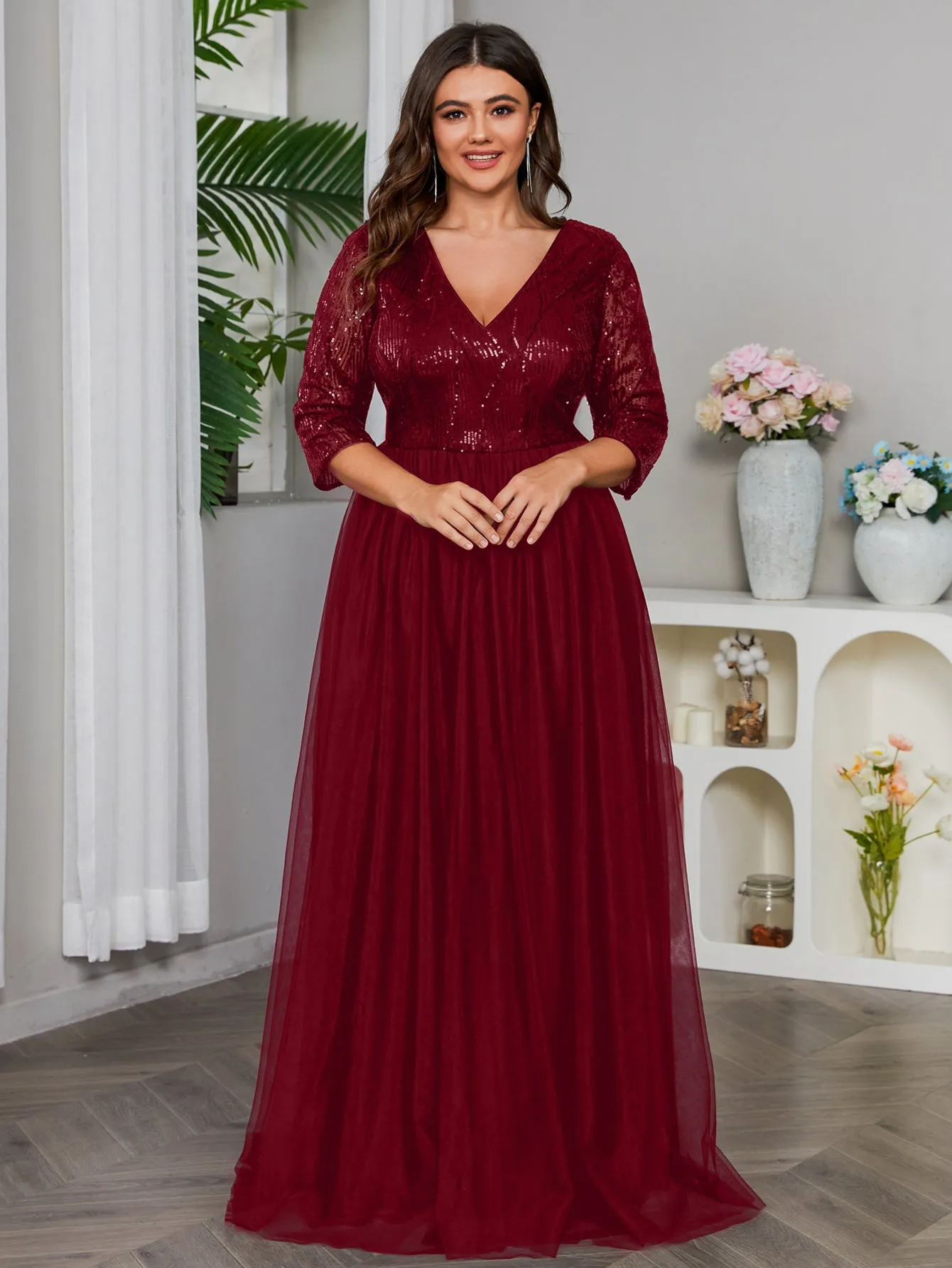 Women Plus Size V-neck Long Sleeve Sequins & Mesh Evening Dresses